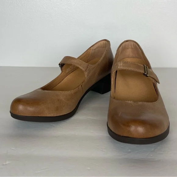 Dansko Callista Women's Shoes Size 39 US 8.5 Tan Mary Jane Pump Adjustable Strap - Picture 2 of 10